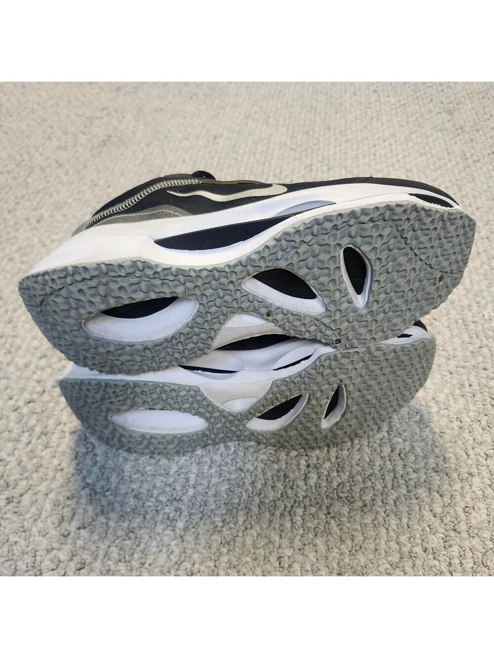 Nike Women's Spark Sneakers Size 7.5 Black and White